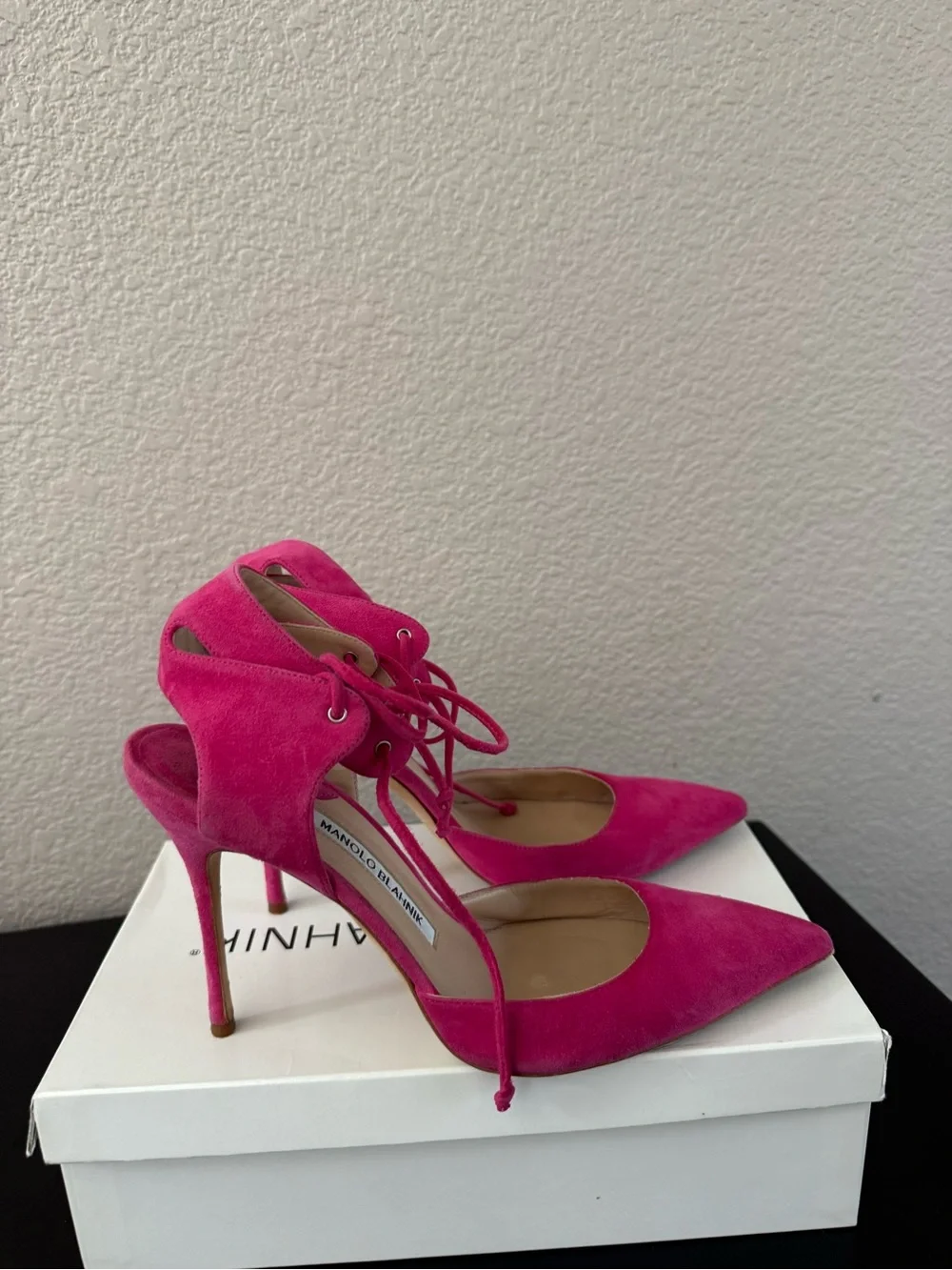 Manolo Blahnik Hot Pink Suede Pointed Lace-Up Pumps